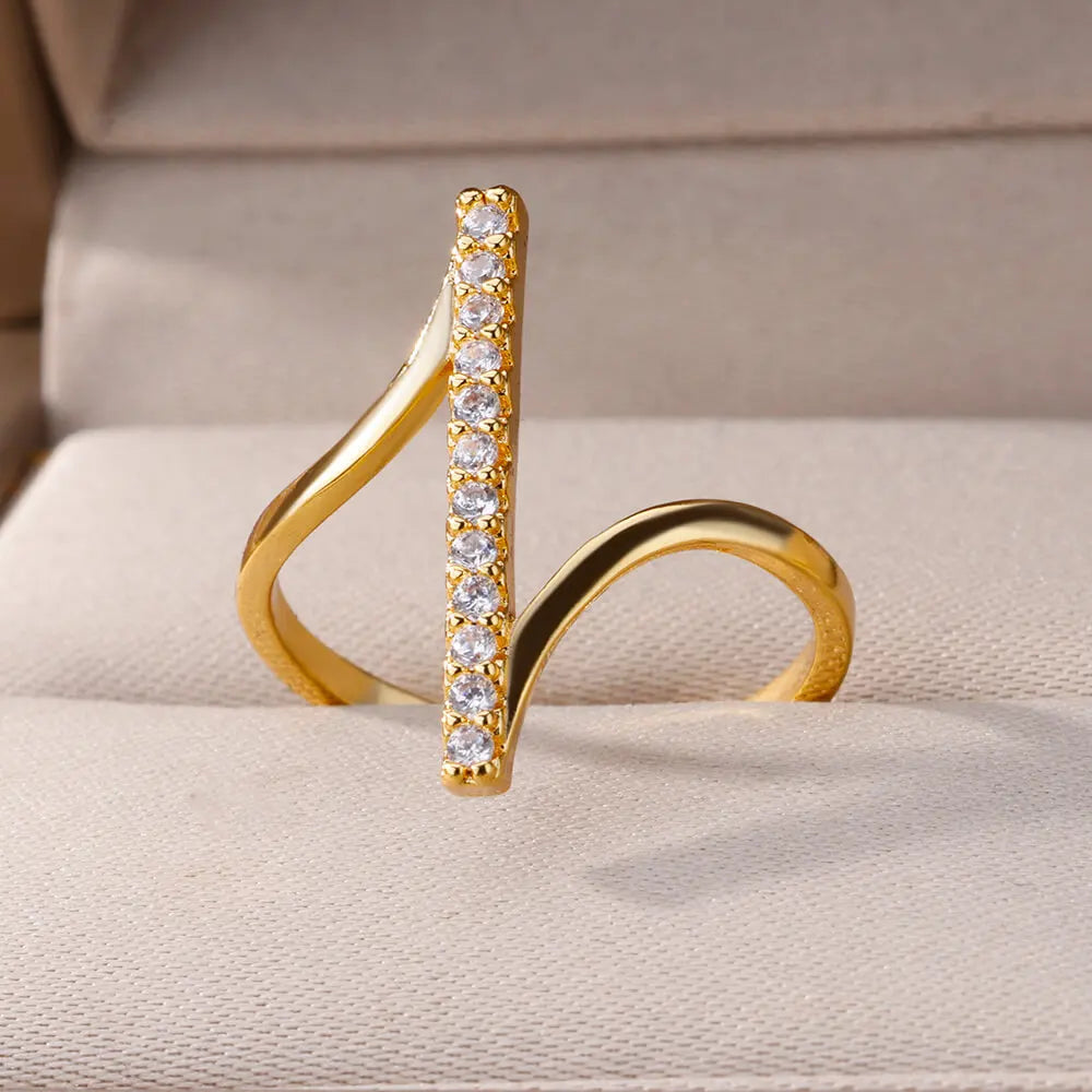 Geometric Zircon Ring